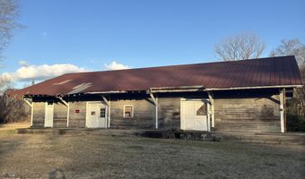 104 CHESTNUT St, Abbeville, SC 29620