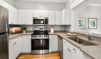 4551 STRUTFIELD Ln 4215, Alexandria, VA 22311