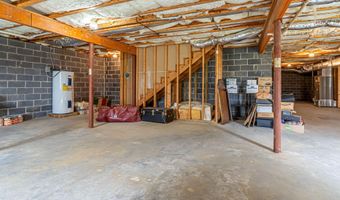 21030 Skyward Dr, Abingdon, VA 24211