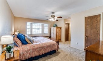 10745 Rosemar Ln, Adkins, TX 78101