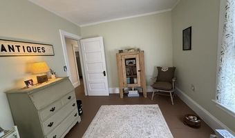 51 Broadway St, Baileyville, ME 04694