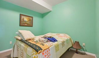 1653 Fairview Dr, Allegan, MI 49010