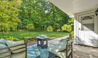 10237 INDEPENDENCE Dr, North Royalton, OH 44133
