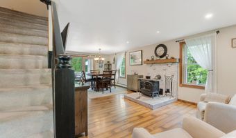 8 Locke Hill Ln, Barrington, NH 03825