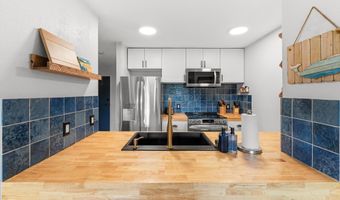 1299 Uluniu Rd C-105, Kihei, HI 96753