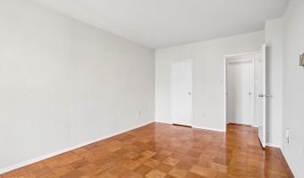 4141 N HENDERSON Rd #904, Arlington, VA 22203