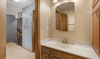 74 Muncy Ln, Ashland, KY 41102