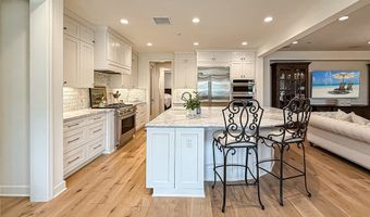 2410 Quartsite Dr, Camarillo, CA 93012