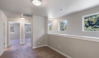 748 NE Vail Ln, Bend, OR 97701