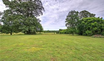 141 Holcomb Spur NW, Adairsville, GA 30103