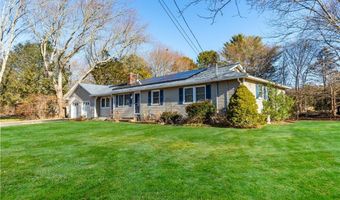 38 Greenwood Rd, North Kingstown, RI 02852