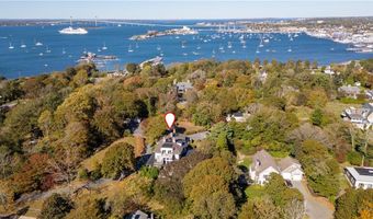 46 CHASTELLUX Ave M6, Newport, RI 02840