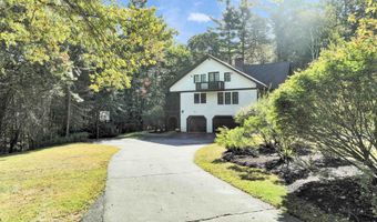 107 Fresh Pond Ln, Brookline, NH 03033