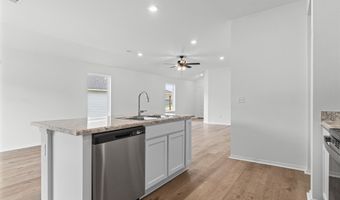 8057 Chesapeake Trl, Bauxite, AR 72011