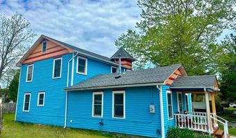 19 CENTER St, Barnegat, NJ 08005