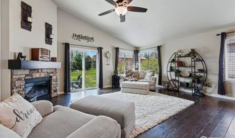 725 Canyonlands St, Berthoud, CO 80513