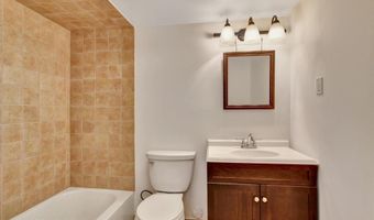 31 Balmoral Ct, Aberdeen, NJ 07747