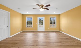 15 Carrington Ln, Albertville, AL 35950