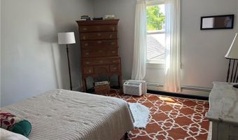 400 Paradise Ave, Middletown, RI 02842