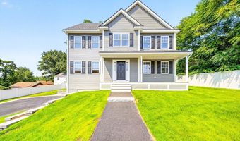 8 Country Ln, Billerica, MA 01821