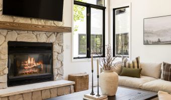 860 Deer Blvd, Avon, CO 81620