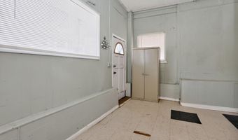 41 Chestnut St, Amsterdam, NY 12010