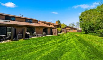 636 Cherry Park Oval, Aurora, OH 44202