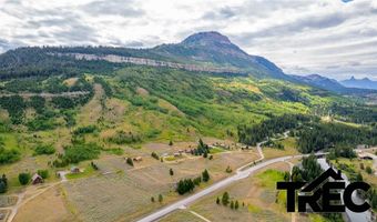 17 Rustic Rd, Cody, WY 82414