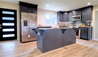 13330 Hendrix Rd, Bentonville, AR 72713