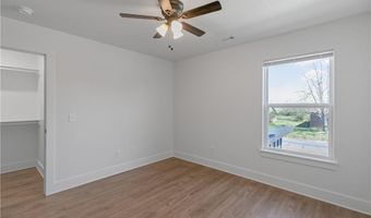 1100 Lockheed St, Bentonville, AR 72712