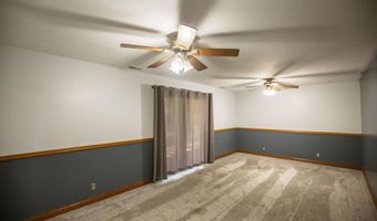 711 E Chubb St, Algona, IA 50511