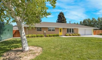 30 Parker Ave, Blackfoot, ID 83221
