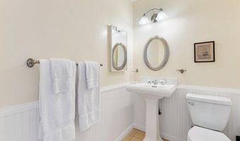 325 Beach Dr, Aptos, CA 95003