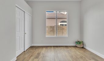 790 W CHERRYWOOD Dr, Chandler, AZ 85248