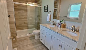 8201 Windcombe Blvd, Indianapolis, IN 46240