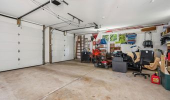 73 Pipers Point Ln, Alton, NH 03809