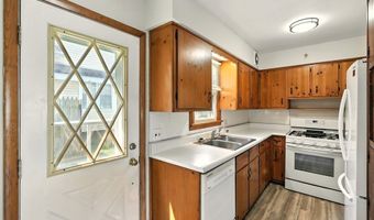 2216 Eastlawn Ave, Akron, OH 44305