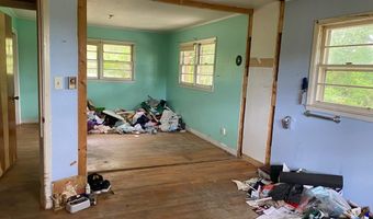 496 Manville Saint Charles Rd, Bishopville, SC 29010