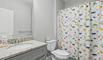 746 Waters View Dr, Biloxi, MS 39532