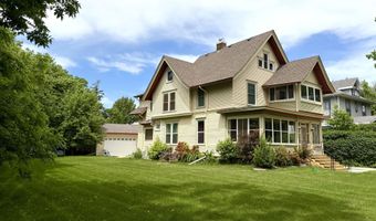 1014 S Jay St, Aberdeen, SD 57401