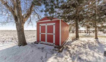 2835 245th St, Ainsworth, IA 52201