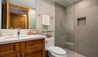 1087 Bachelor Ridge Rd 205, Avon, CO 81620