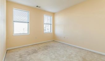 23 PIERSIDE Dr 229, Baltimore, MD 21230