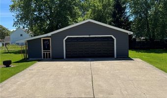 1124 E 17th St, Ashtabula, OH 44004