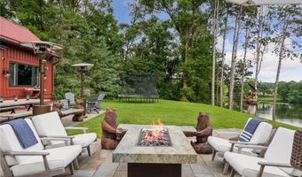 1099 Indian Trl S, Afton, MN 55001