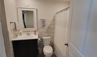 409 Lock Dr, Allen, PA 18067