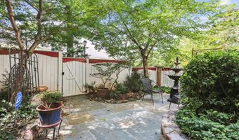 10104 BALDWIN Ct, Bethesda, MD 20817
