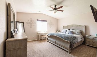 102 GARDEN Cir, Bloomfield, NM 87413