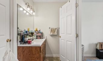 2040 Whitesville Rd, Albertville, AL 35950