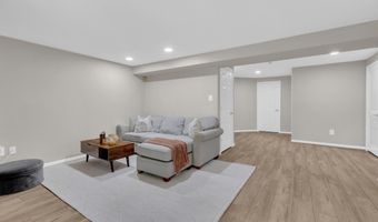 21178 WILDFLOWER Sq, Ashburn, VA 20147